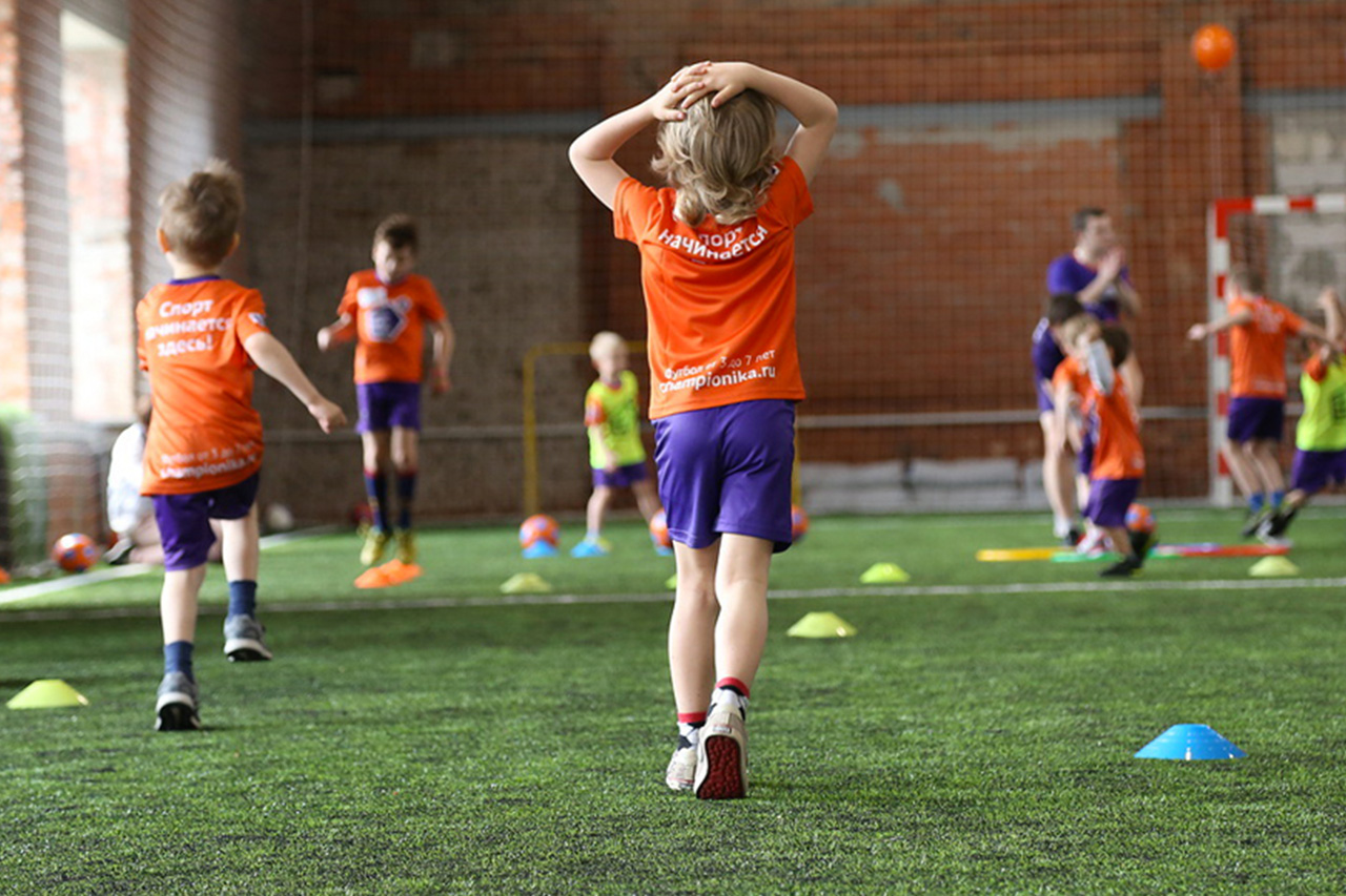 childrens play football School Championika