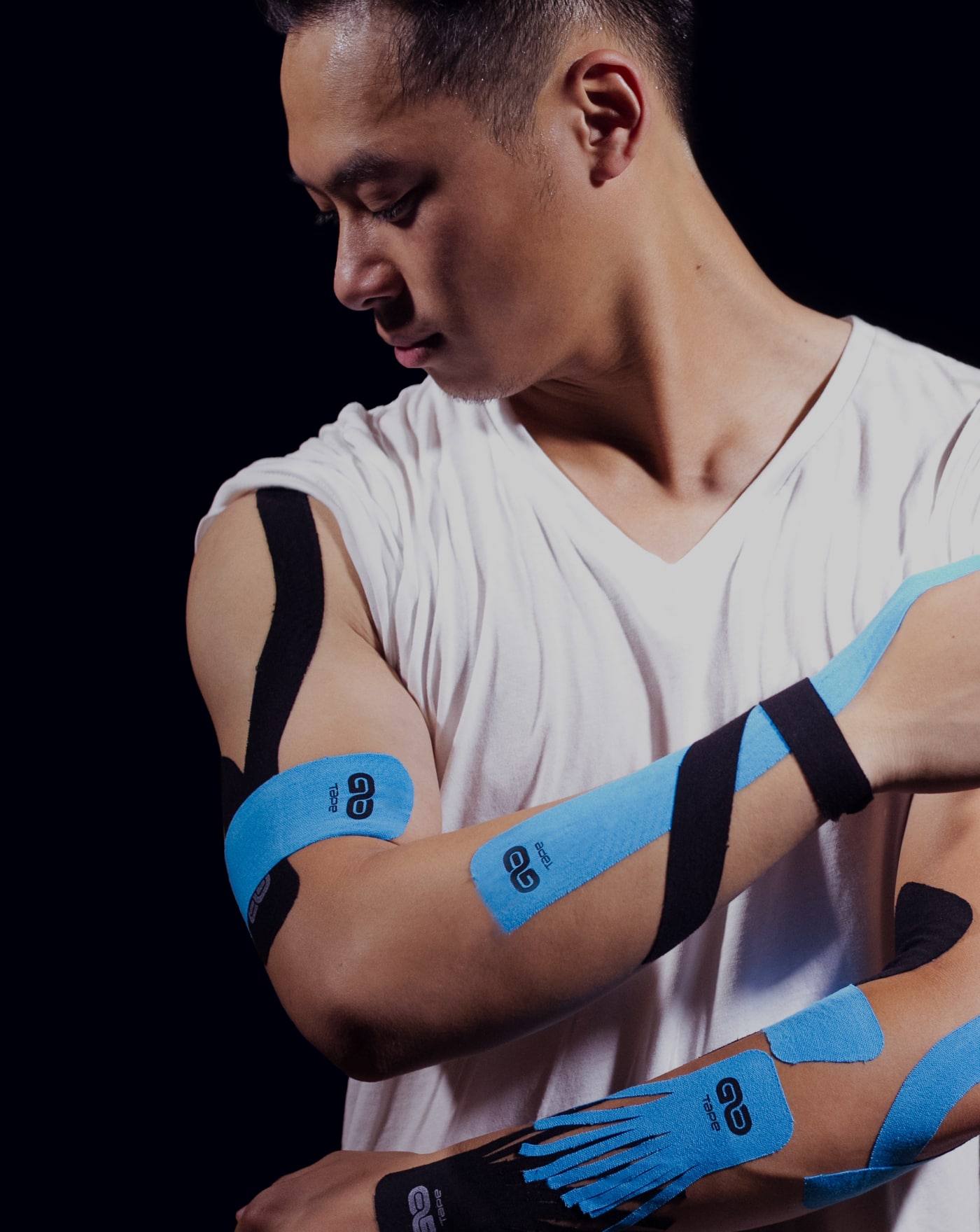 gotape Athlete with kinesiology tape applied